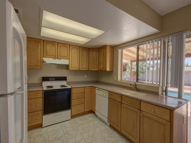 Foto del edificio - 651 E Glade Ave