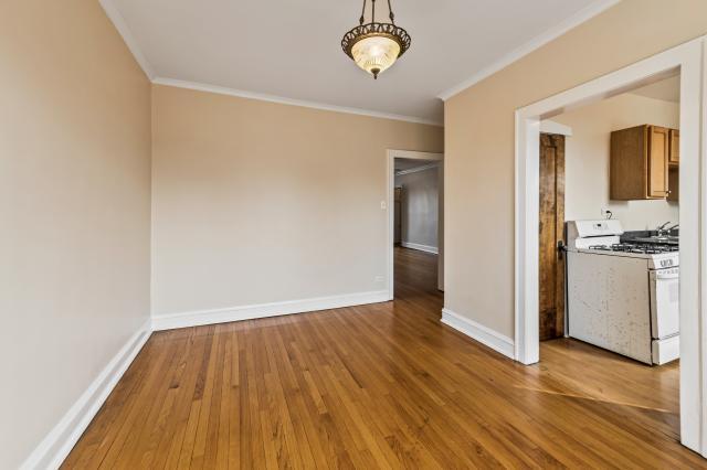 Building Photo - 1 bedroom in Chicago IL 60626