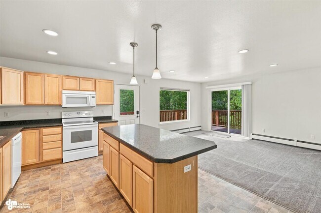 Foto del edificio - 6101 W Lombard Cir