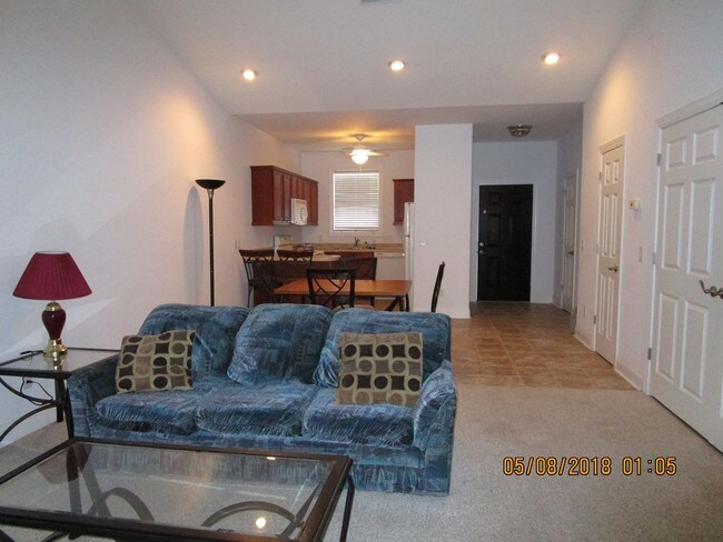 Foto del edificio - 1345 Davenport Dr
