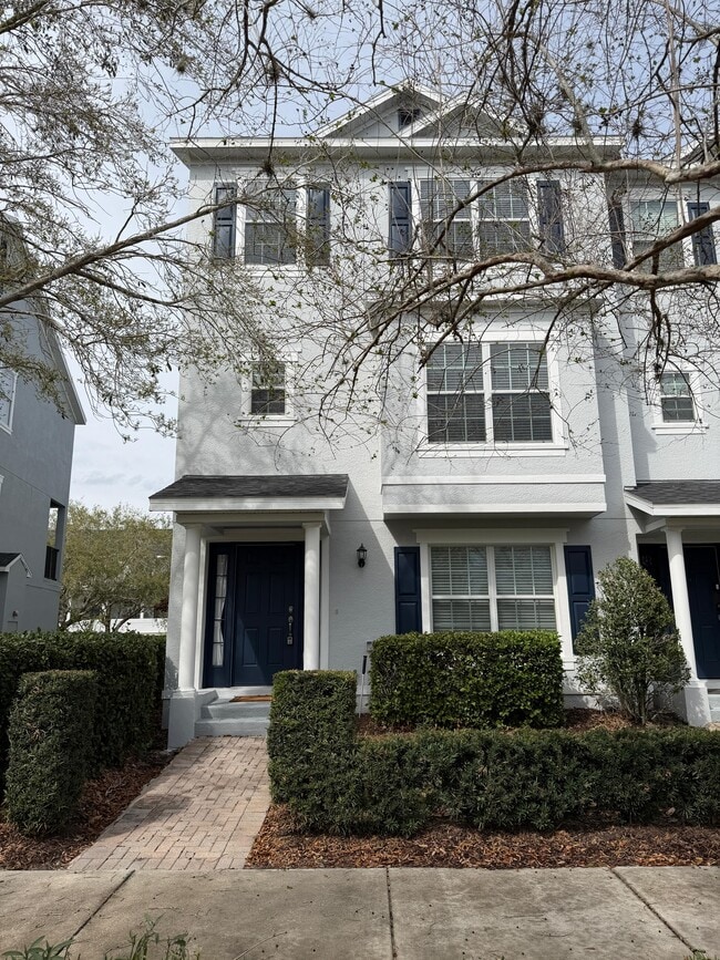 Building Photo - 1525 Cloverbay Ln