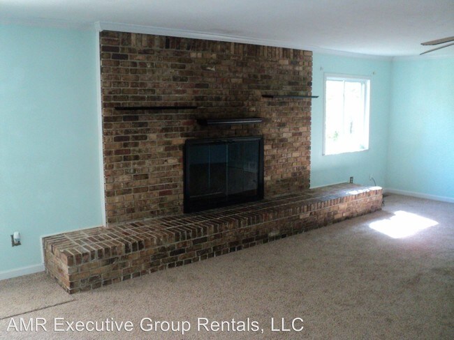 Foto del edificio - 68 Bluff Creek Ct