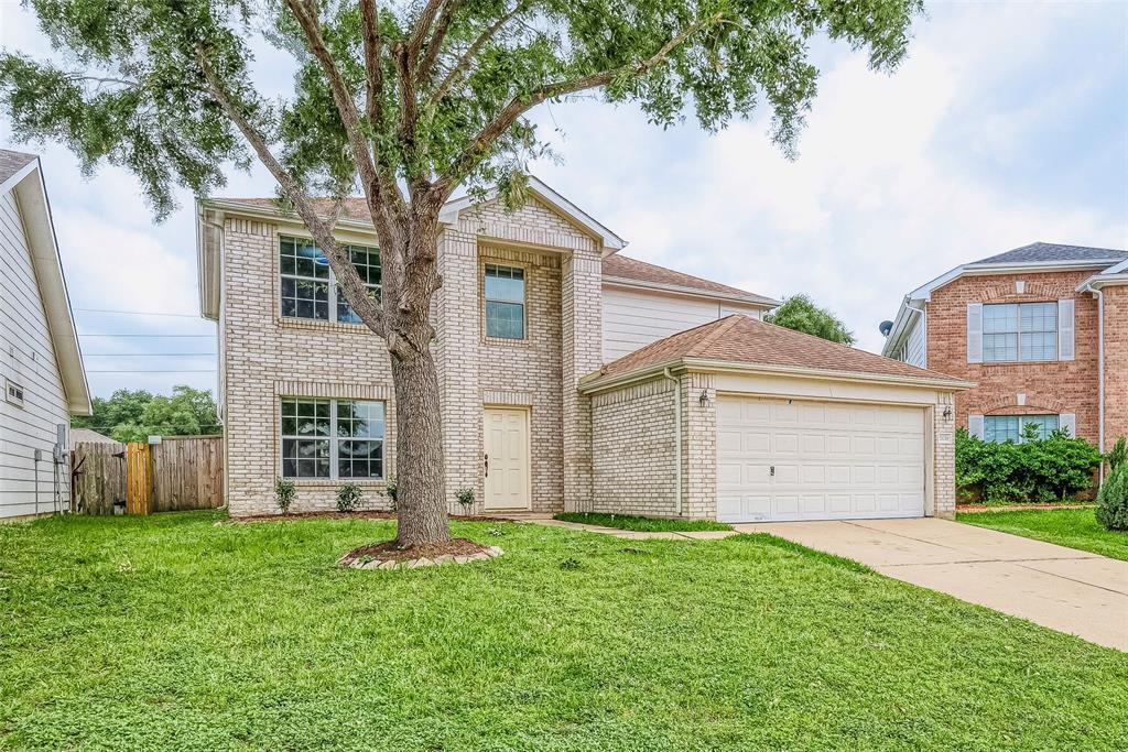 Foto principal - 15251 Weeping Cedar Ln