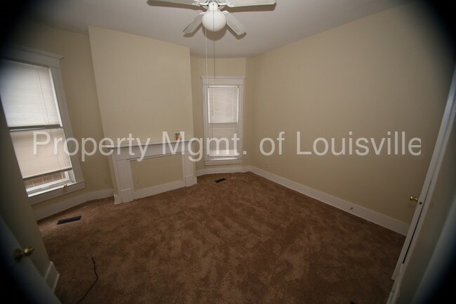 Building Photo - 1BD/1BA First Floor Apartment