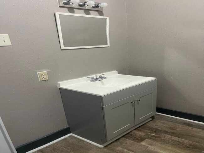 Foto del edificio - 618 Clarke St