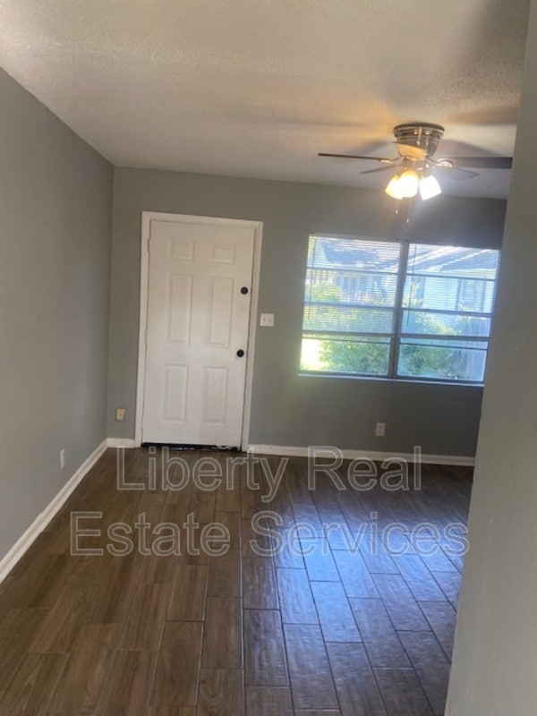 Building Photo - 116 Mattie St