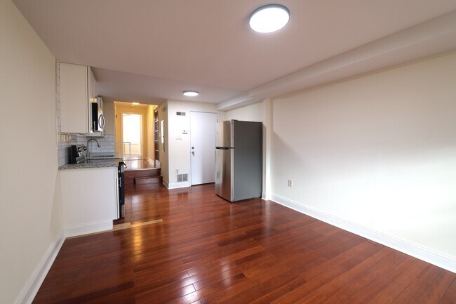 Foto del edificio - 1547 S 13th St