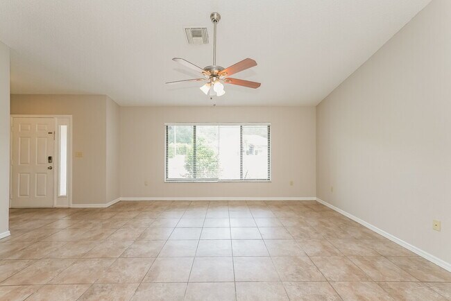 Building Photo - 5206 Hope Ln
