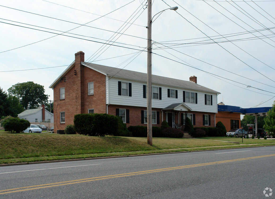Building Photo - 338 S Jefferson St