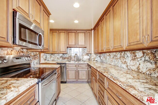 Foto del edificio - 10433 Wilshire Blvd