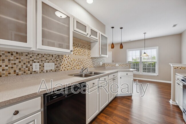Foto del edificio - 4903 Sunburst Ln