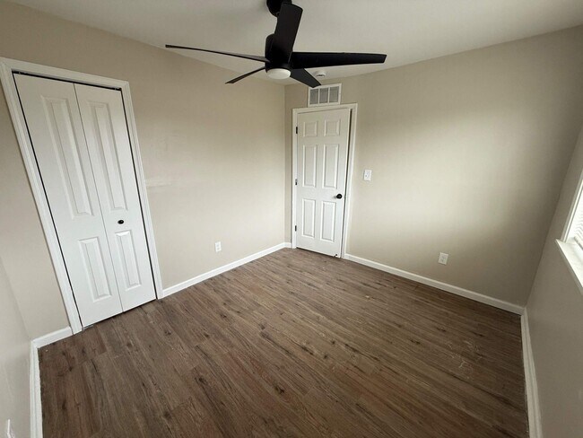 Foto del edificio - Renovated 3-Bedroom Home – Section 8 Accep...
