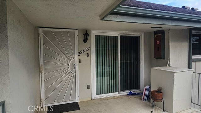 Foto del edificio - 22627 Nadine Cir