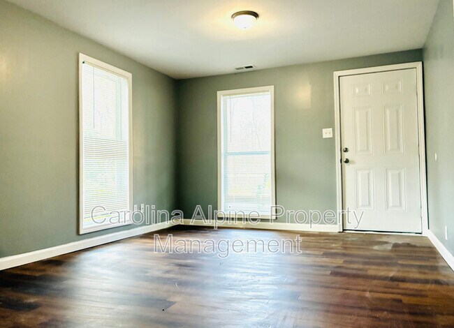 Foto del edificio - 506 Bonny St