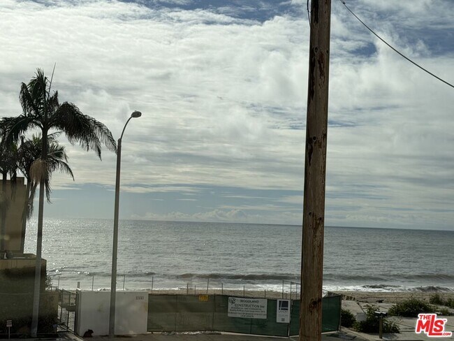 Foto del edificio - 22041 Pacific Coast Hwy