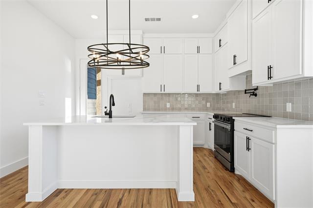 Building Photo - 104 Francis St