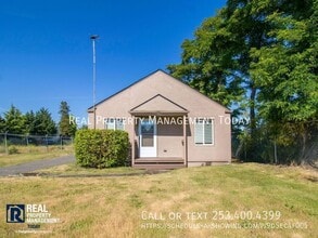 Building Photo - 8420 S Tacoma Way