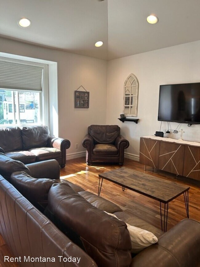 Building Photo - 7 br, 5 bath House - 2450 Lydia Lane