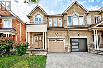 Building Photo - 110 Southdown Ave