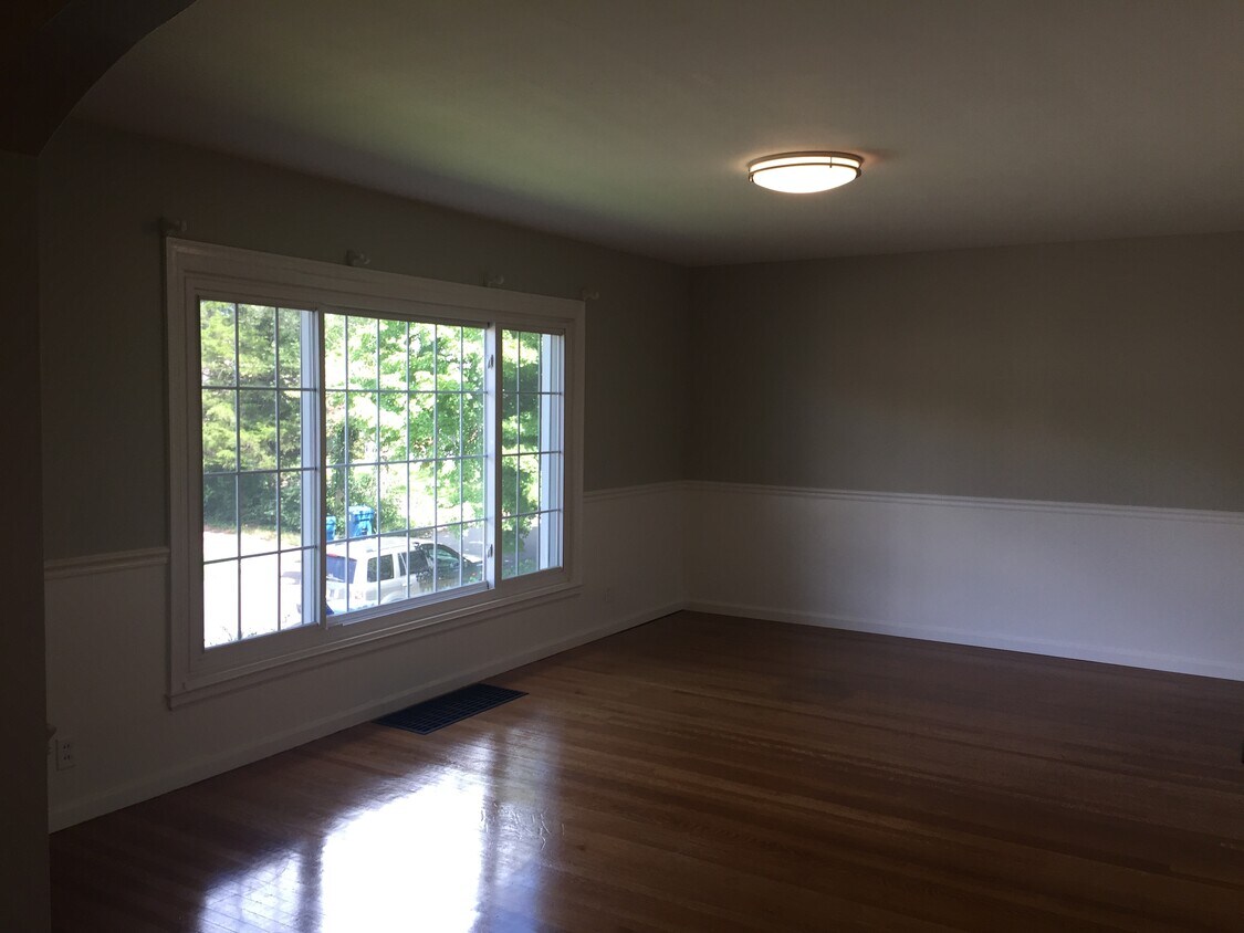 Photo - 533 E 60th St (Indianapolis, IN)