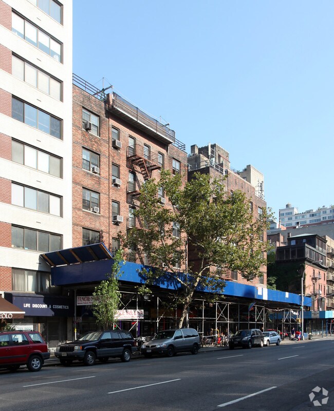 196 - 208 Seventh Ave - 212 W 22nd St