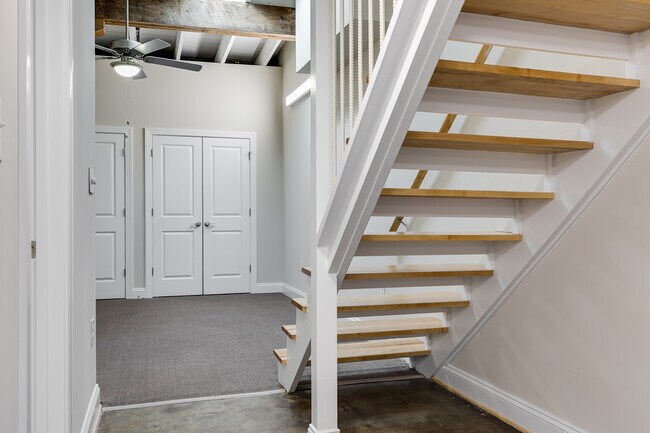 Foto del edificio - 1710 Lofts