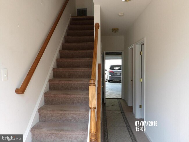 Building Photo - 25342 Shipley Terrace