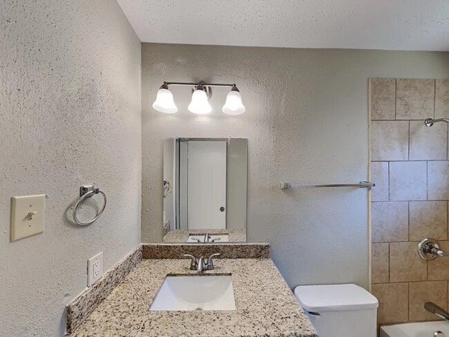 Foto del edificio - 6610 Bellfield Manor Ln