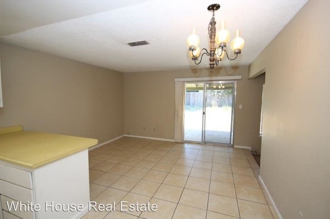 Building Photo - 3 br, 2 bath House - 6011 Kies Way