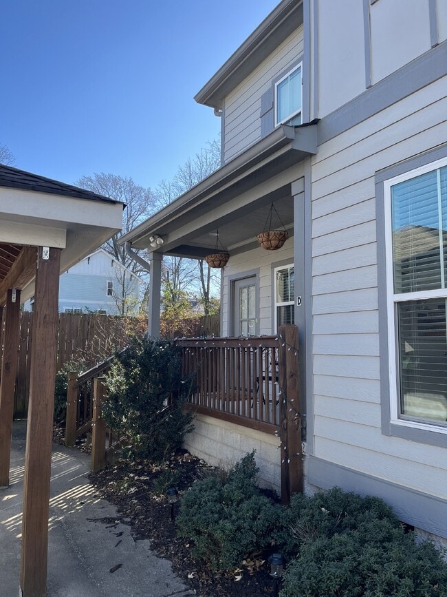 Foto del edificio - "Discover Your Dream Home: Spacious 4-Bedroom Oasis with 3 Full Baths in Vibrant Nashville!"