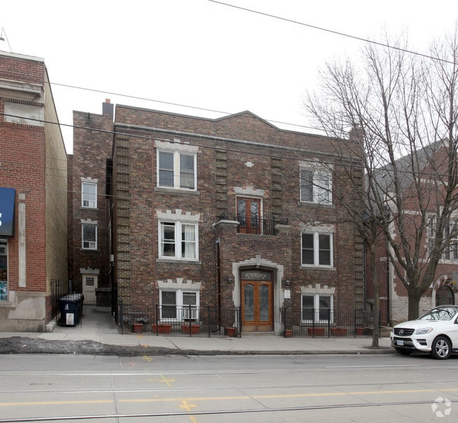 Building Photo - Kew Park Mansions