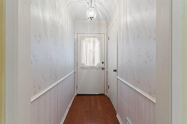 Building Photo - 10117 Orlando Dr