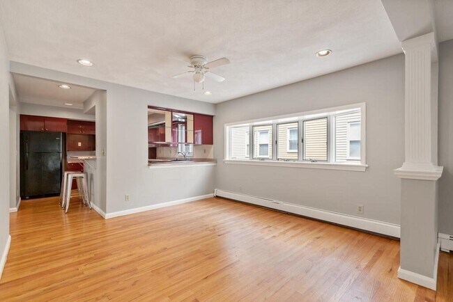 Foto del edificio - 44 Sunset Rd