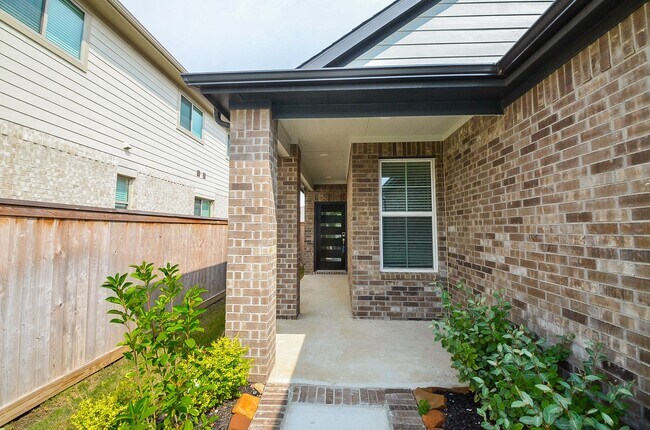 Foto del edificio - 21138 Staked Plains Dr