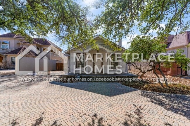 Photo - 312 Maple St House