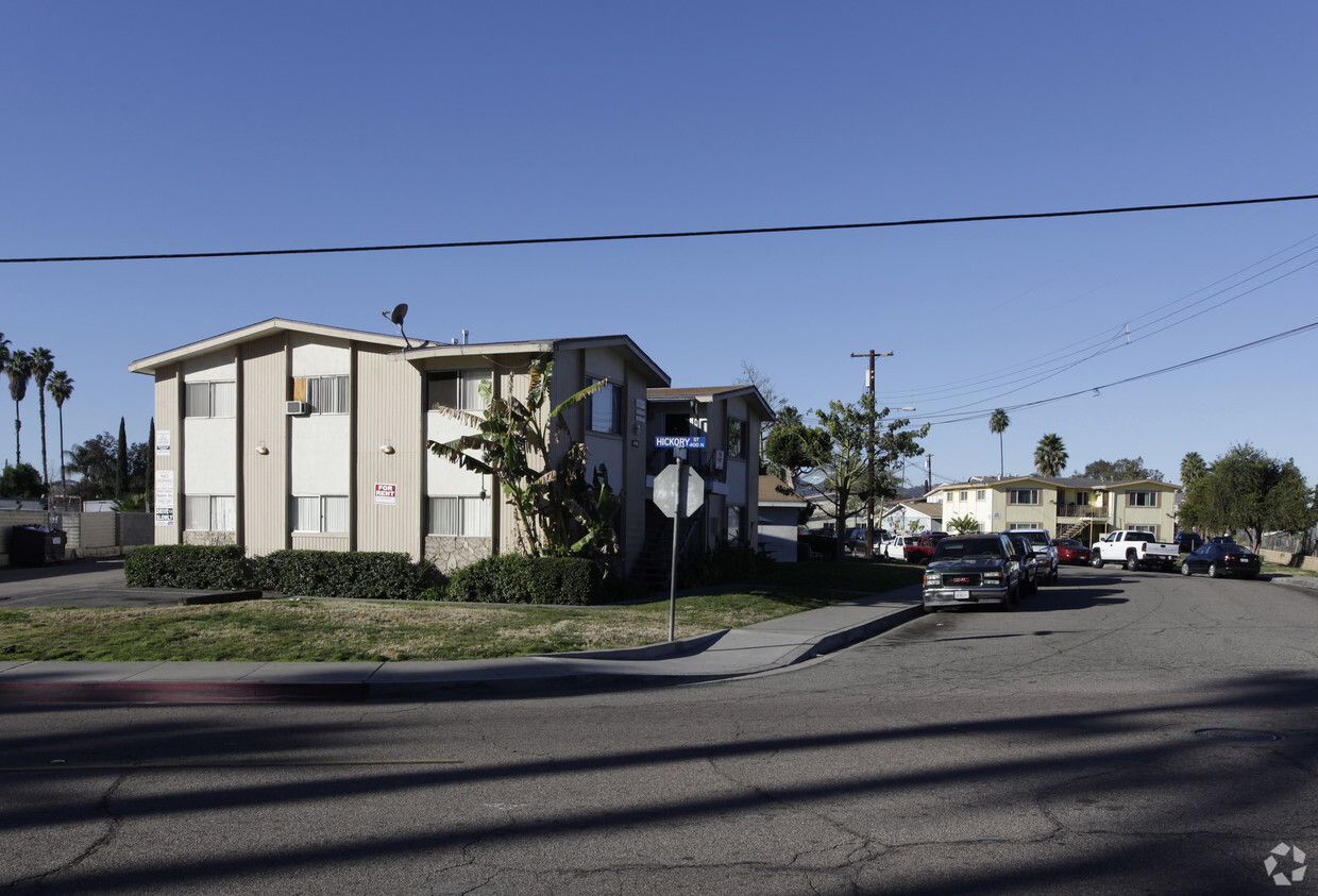 Primary Photo - Lansing Circle Apartments