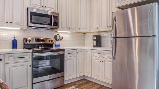 Cocina - 44 Patriots Way