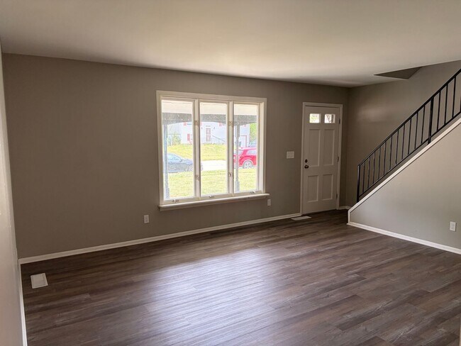 Foto del edificio - South Side-  4Bed/2 Bath Home