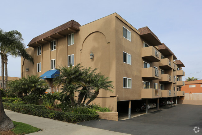 Foto del edificio - La Pacifica Apartments