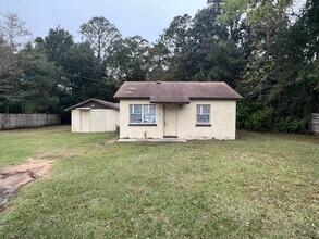 Building Photo - 9311 Waring Rd