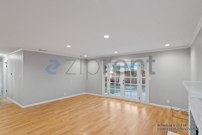 Building Photo - 1861 Briarwood Dr