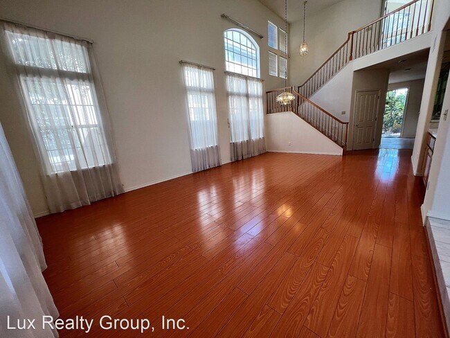 Foto del edificio - 4 br, 3 bath House - 1459 Maxwell Way