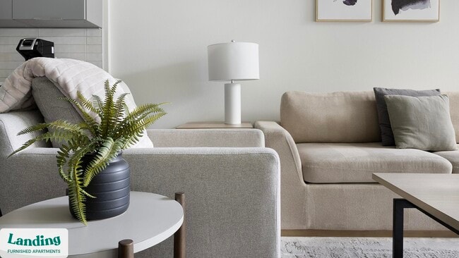 Building Photo - 9235 W Russell Rd