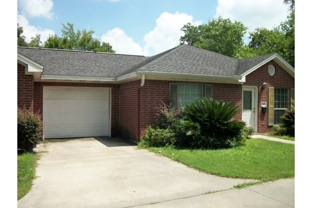 Building Photo - 6834 Terrell St