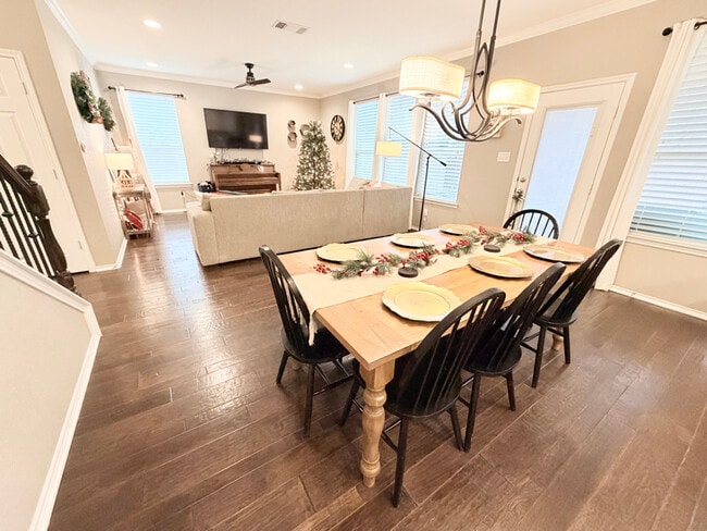 Photo - 4407 Bay Shore House