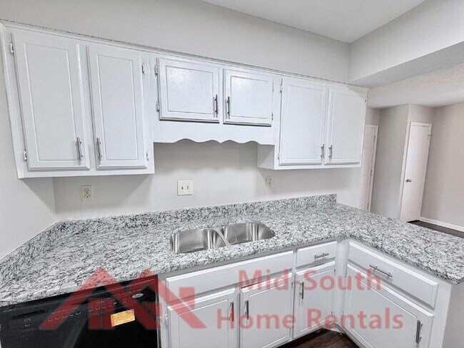 Foto del edificio - 7328 Hillshire Dr