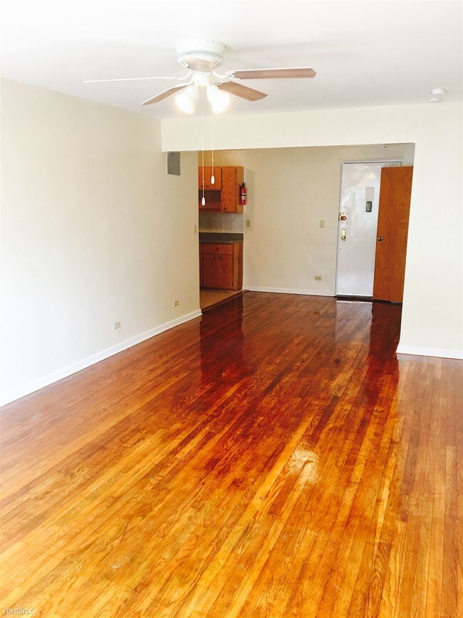 Foto del edificio - 8815 144th St