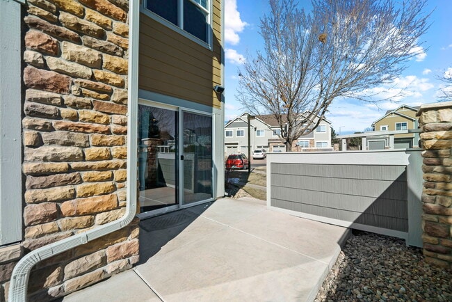 Building Photo - 14300 Waterside Ln