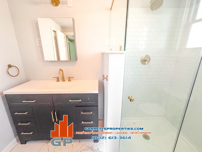 Foto del edificio - 175 Palmer Ct