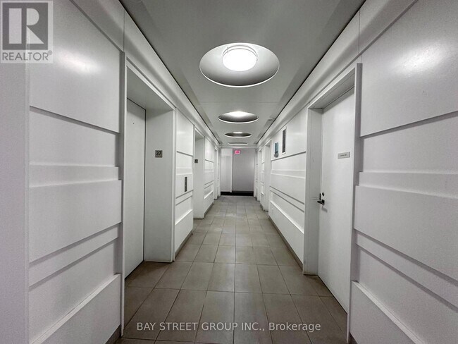 Photo du bâtiment - 12 York St